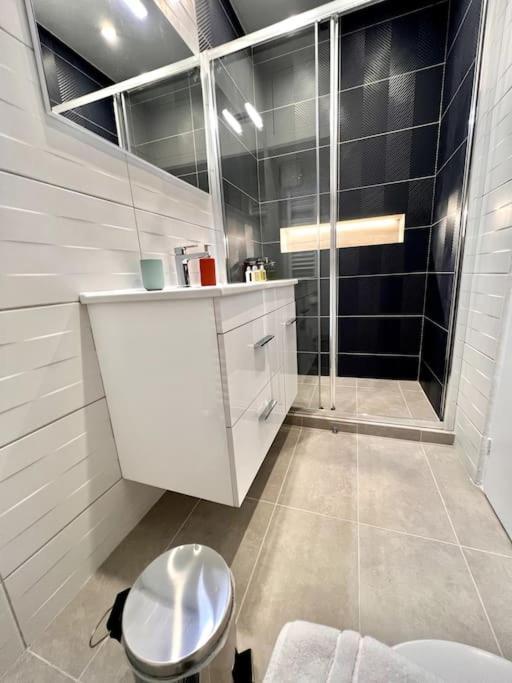 Lovely Studio 3-Min From Beach Palaio Faliro Exterior foto